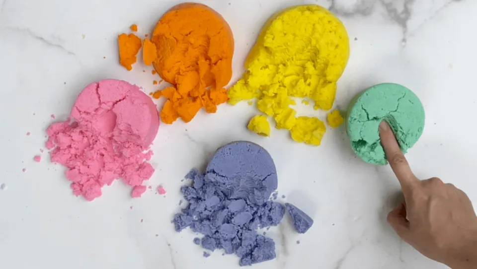 Is Kinetic Sand Toxic? All You Want to Know